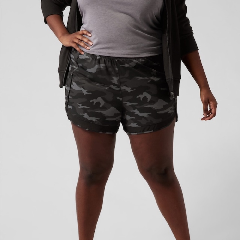 Athleta Mesh Racer Run Shorts